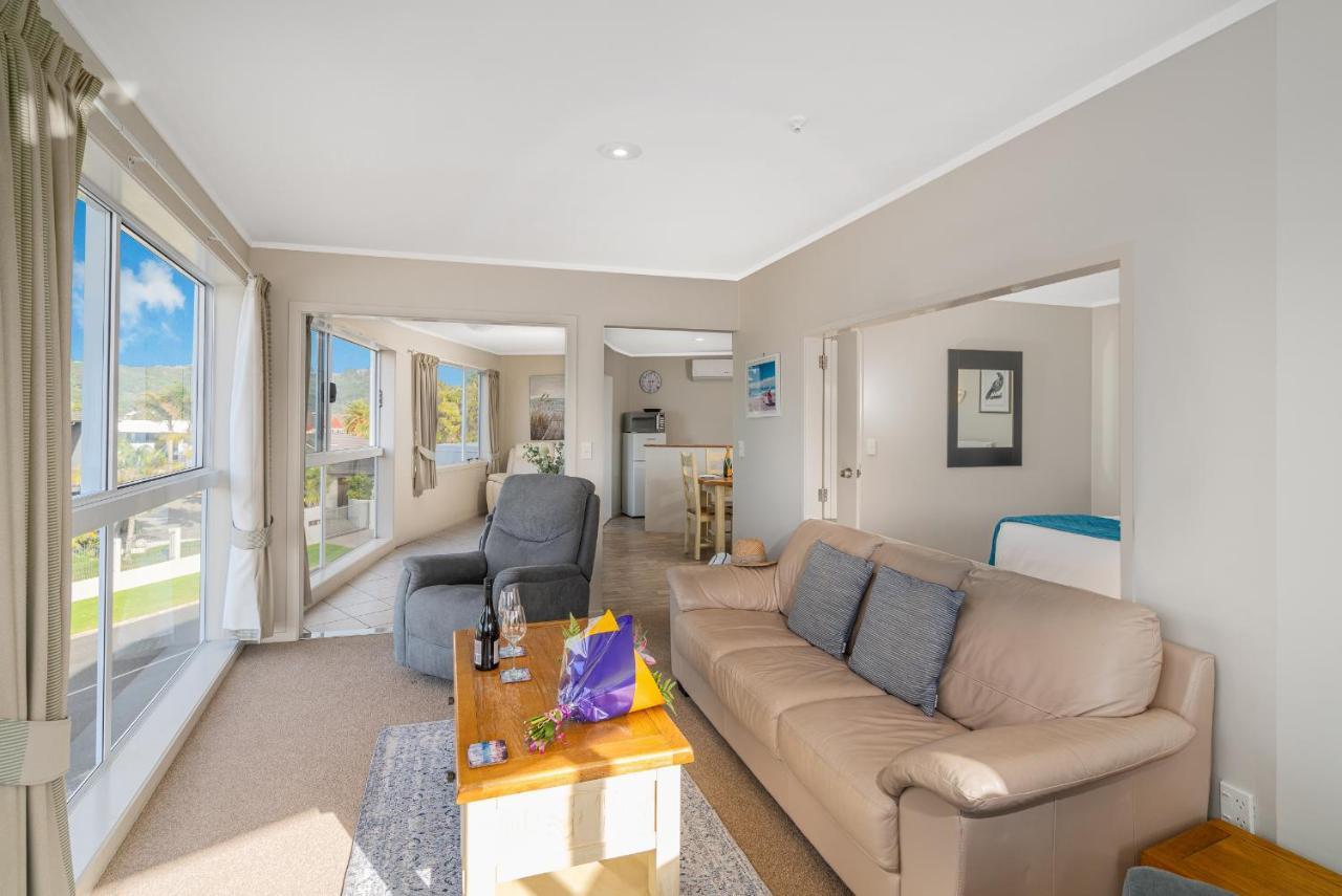 Aparthotel Waterfront 4*