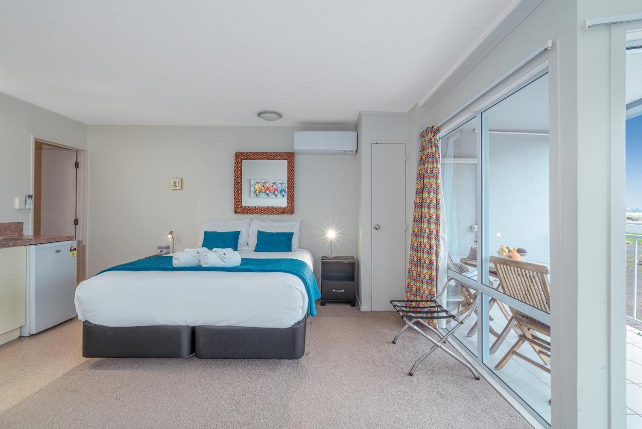 Aparthotel Waterfront 4*